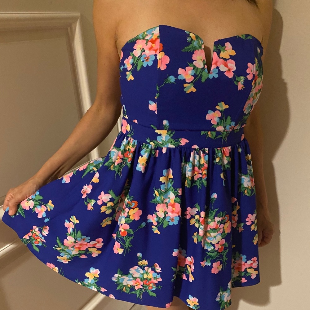 Foreign Exchange floral spring dress